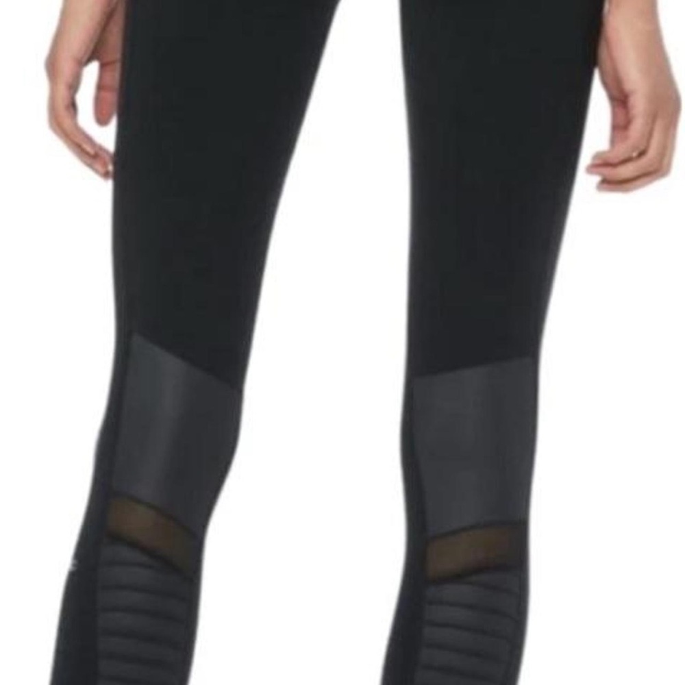 ALO Women's High Waist Yoga Moto Black Leggings size XS